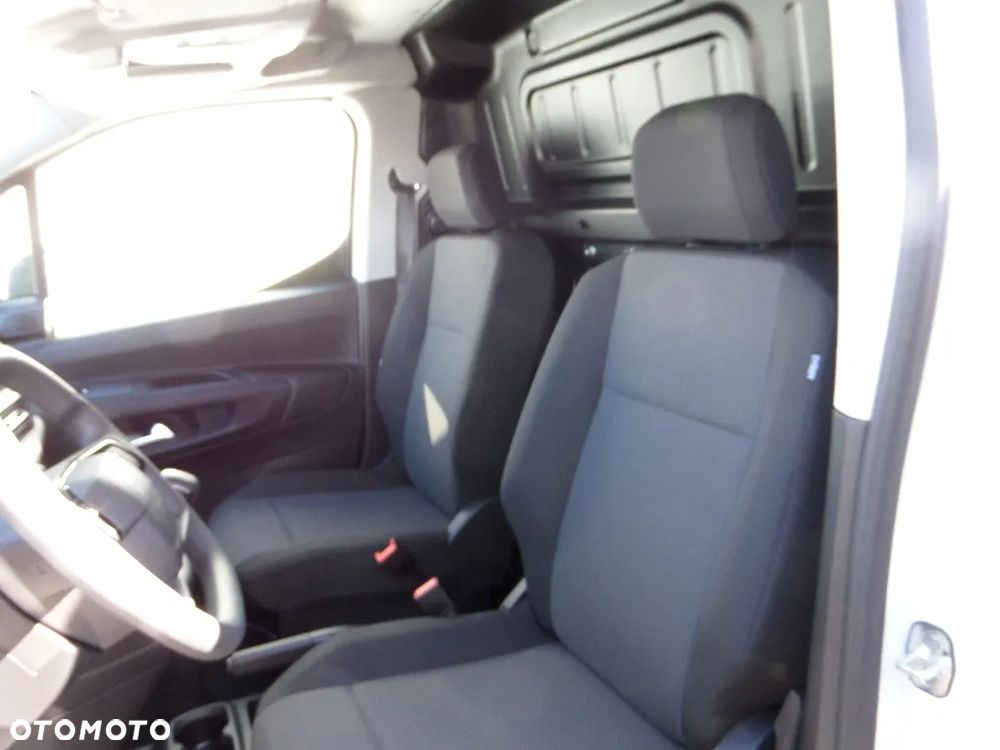 Fiat Doblo Cargo M 1.2 benzyna 110KM - 11