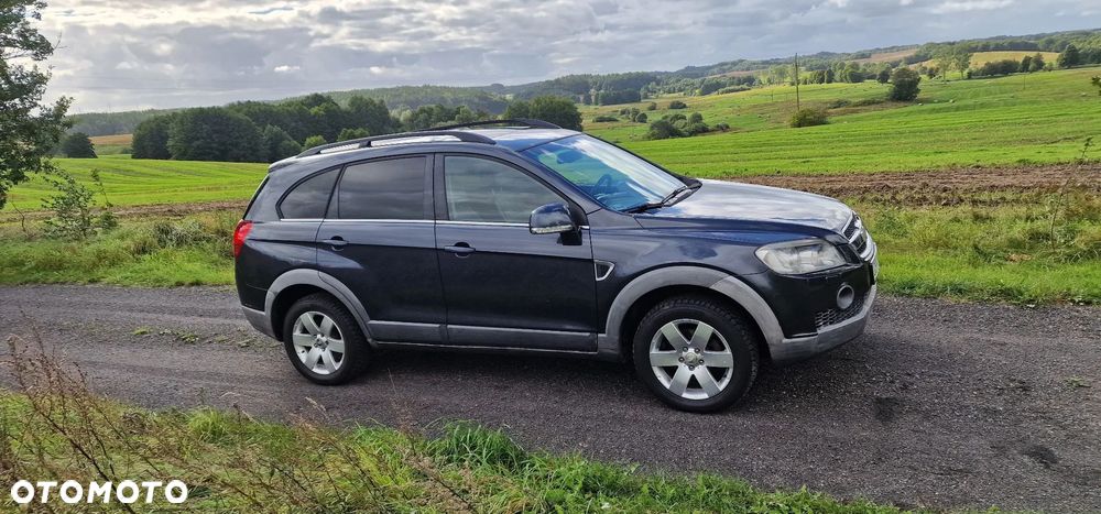 Chevrolet Captiva 2.0 d LT high - 3
