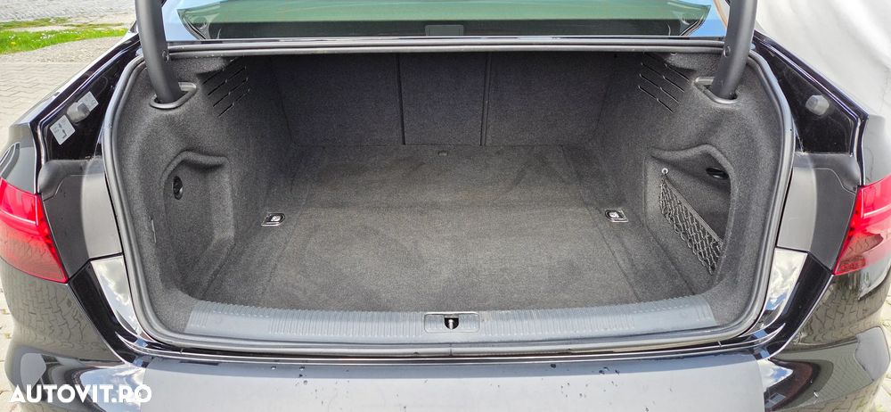 Audi A4 40 TDI quattro S tronic Advanced - 34