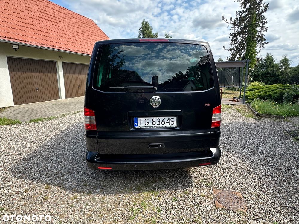 Volkswagen Multivan - 7