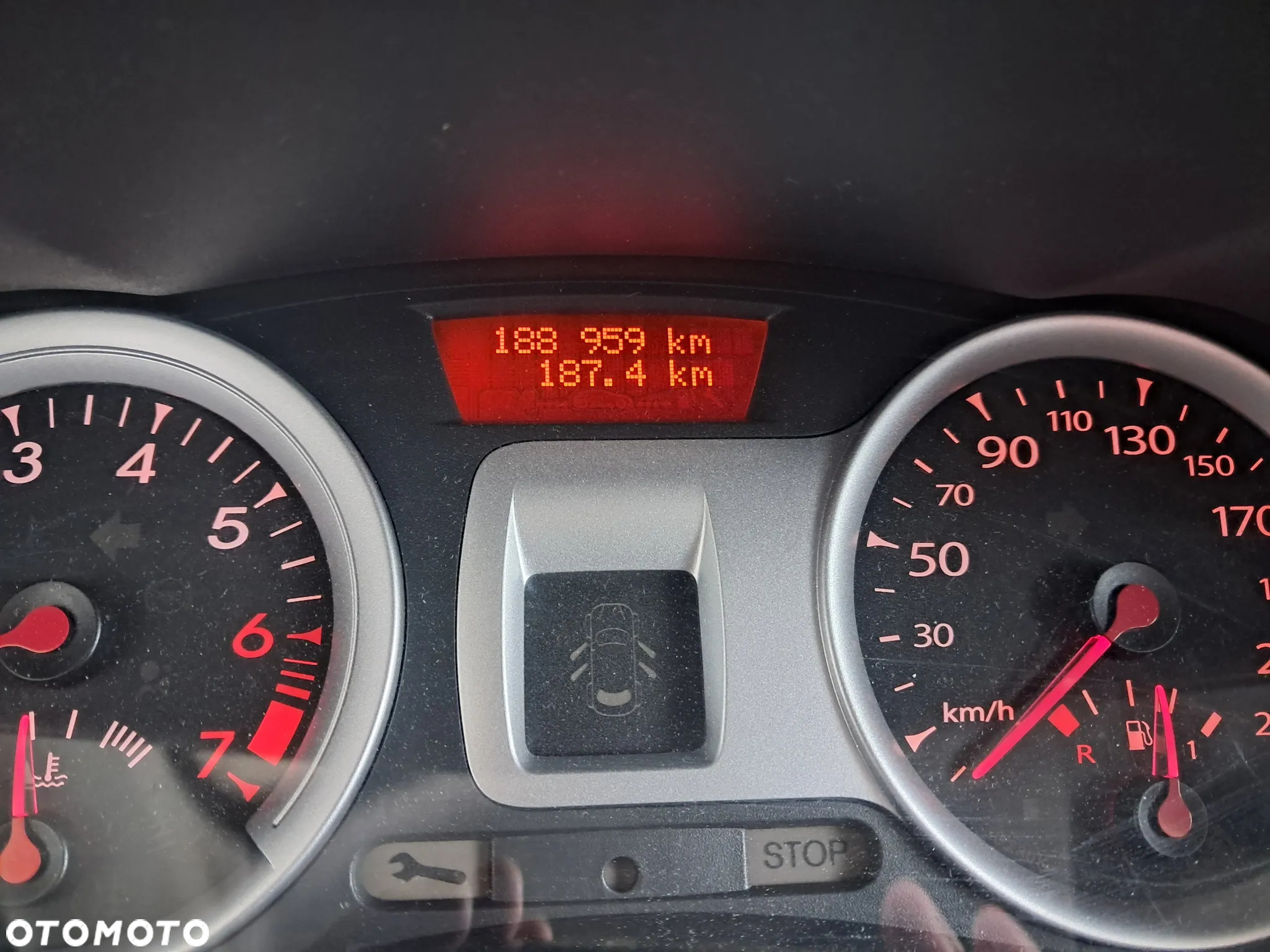 Renault Clio 1.2 16V Alize - 8