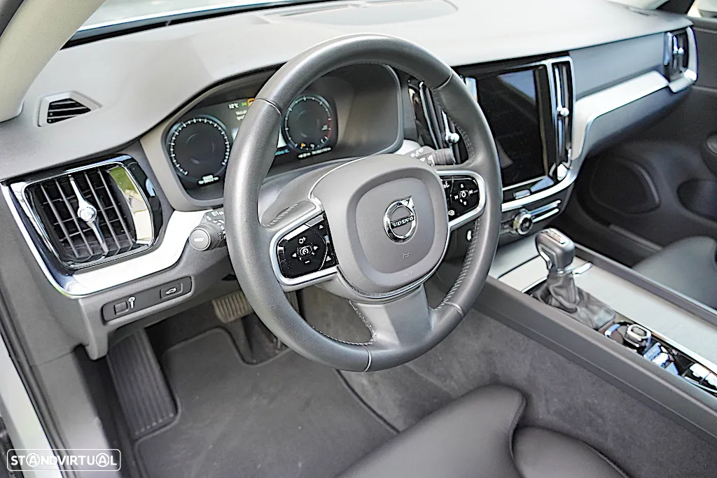 Volvo V60 2.0 D4 Inscription Geartronic - 26