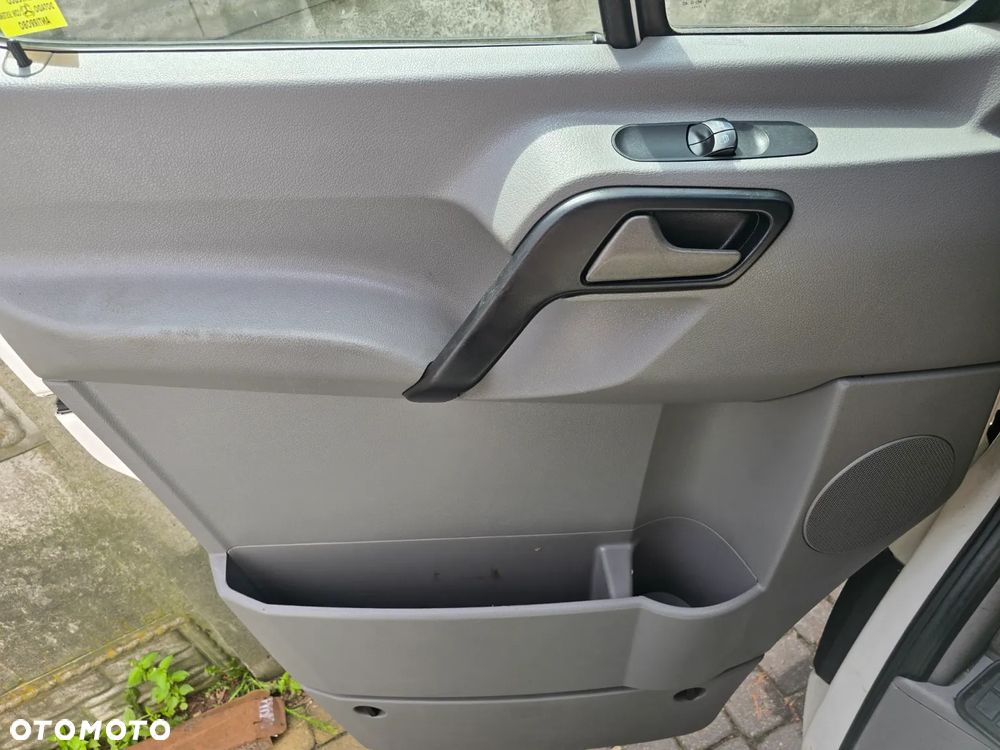 Volkswagen CRAFTER - 11