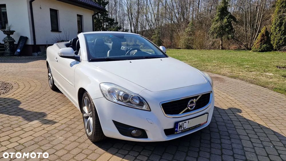 Volvo C70 D4 Momentum - 13