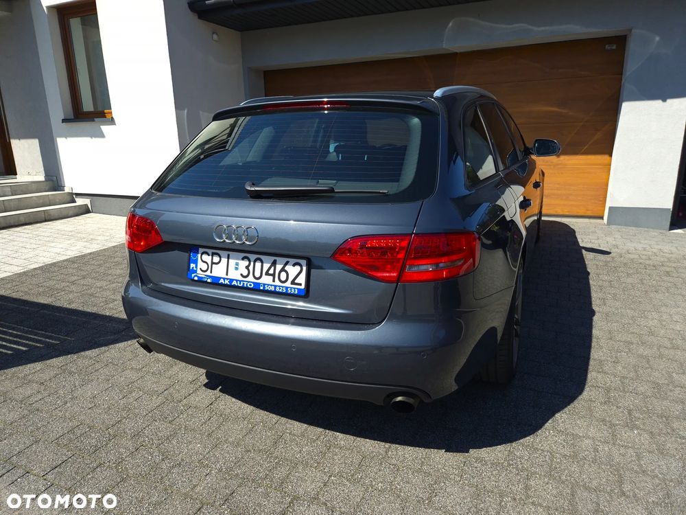 Audi A4 Avant - 4