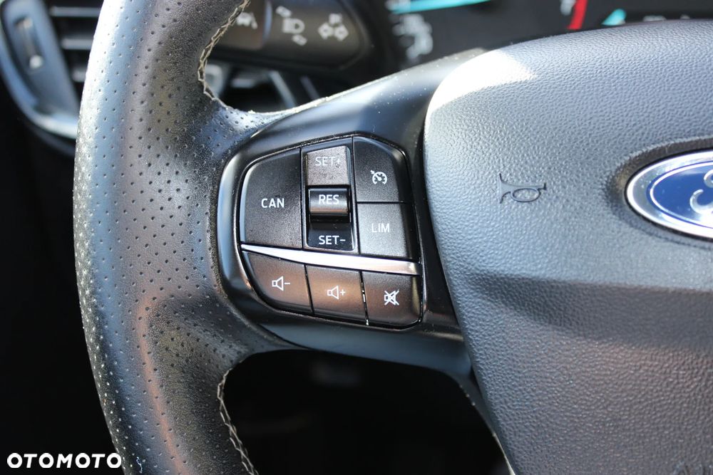 Ford Fiesta 1.0 EcoBoost S&S ST-LINE X - 17