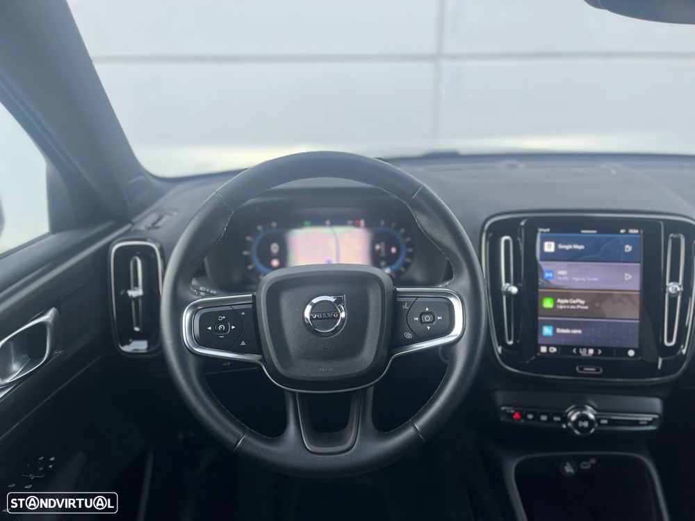Volvo XC 40 2.0 B3 Core - 27