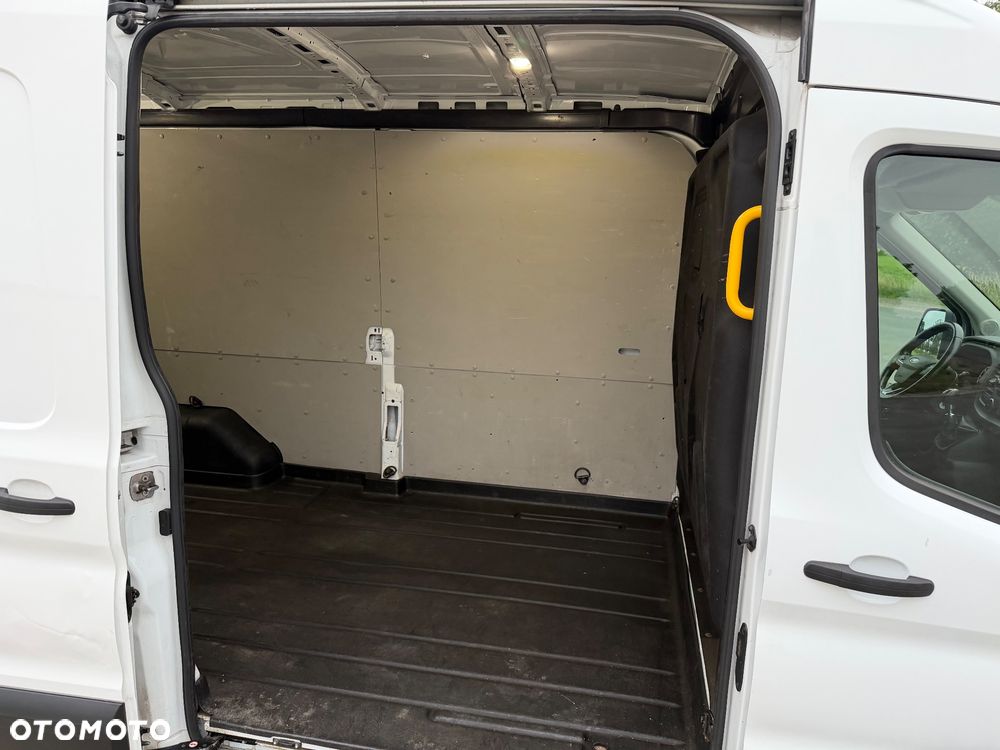 Ford Transit - 15