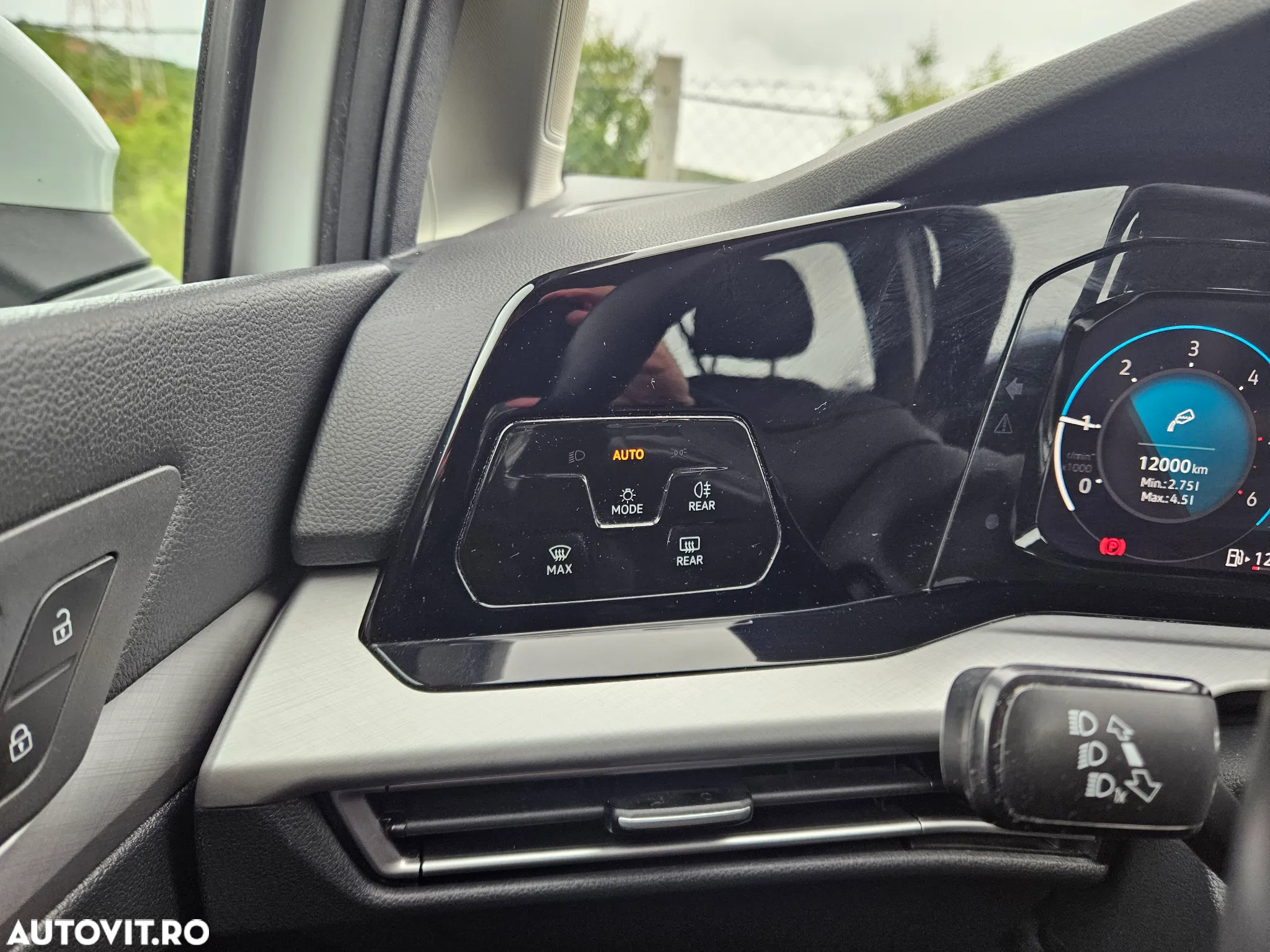 Volkswagen Golf - 18