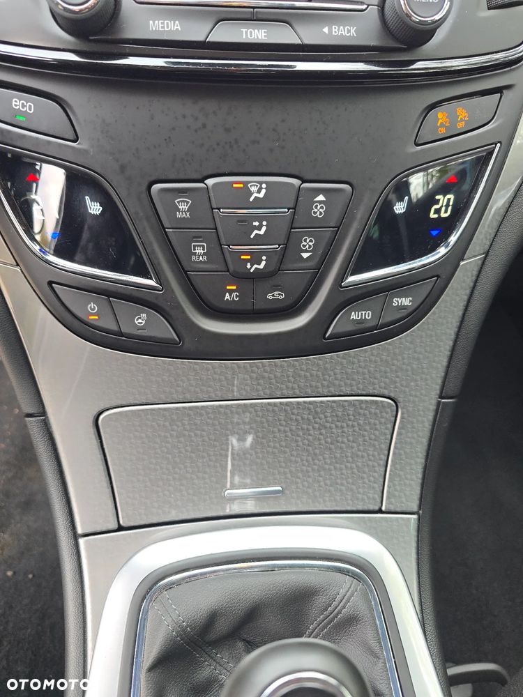Opel Insignia - 17