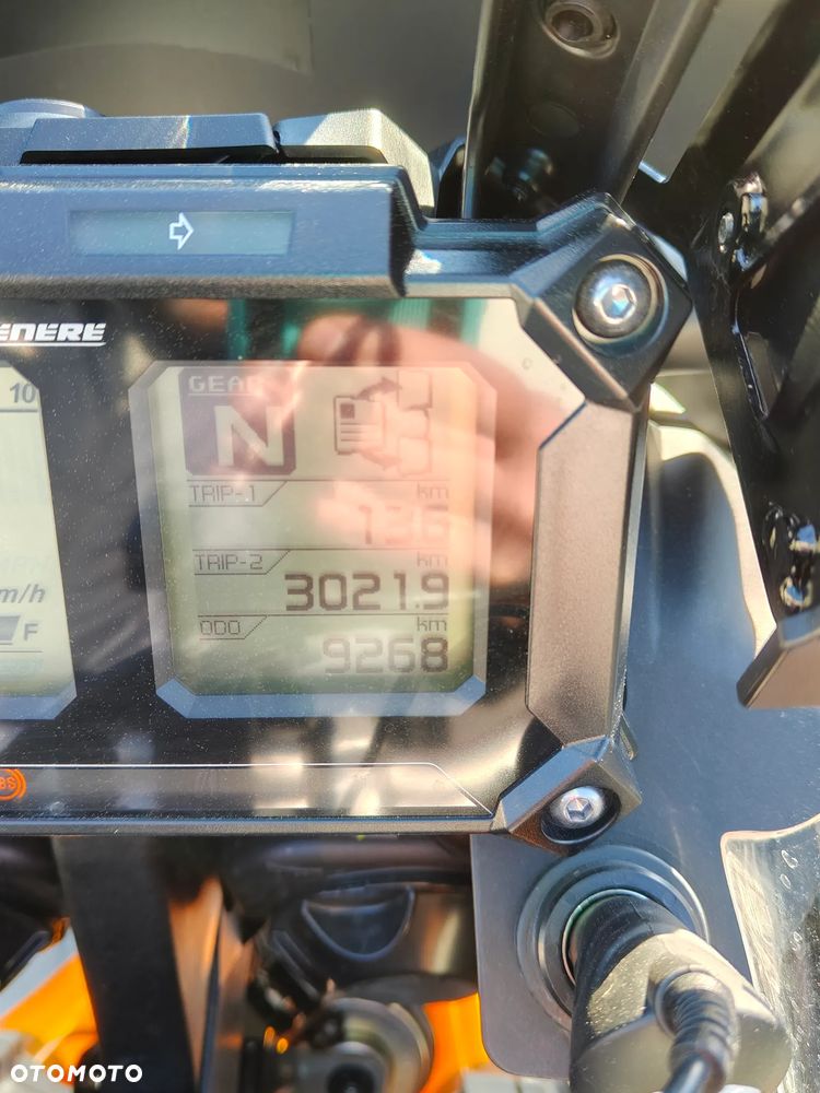 Yamaha Super Tenere - 8