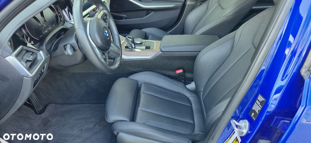 BMW Seria 3 330i xDrive M Sport - 20