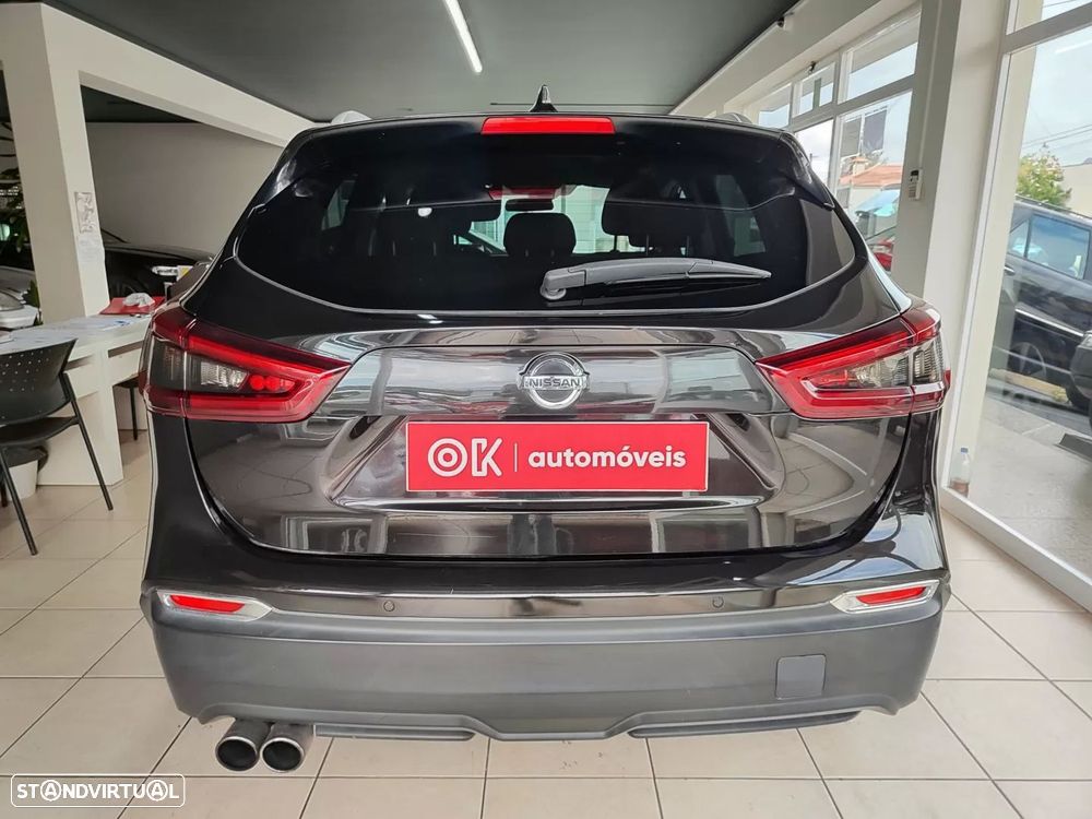 Nissan Qashqai 1.5 dCi N-Connecta RS+PS - 10