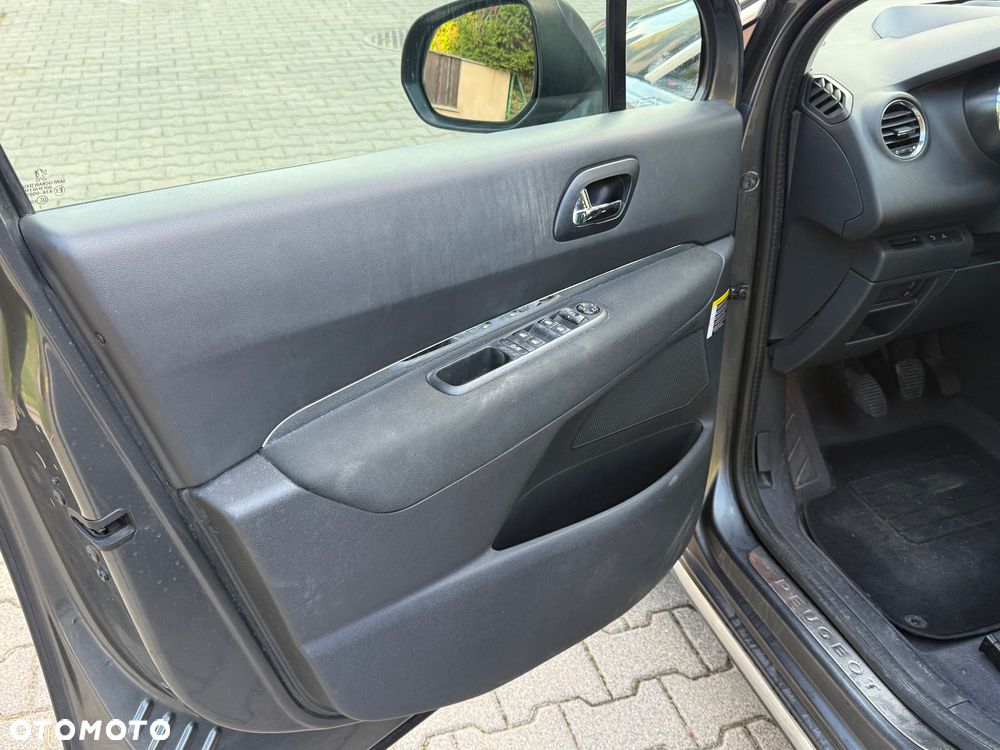 Peugeot 3008 - 12