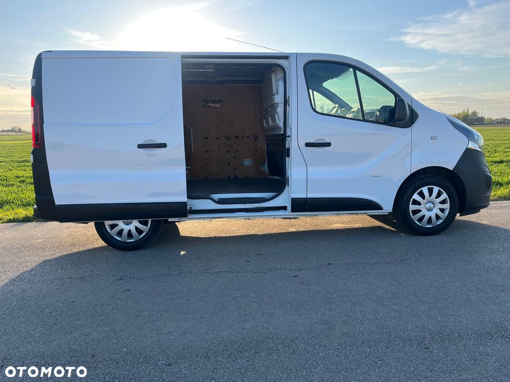 Opel Vivaro - 15