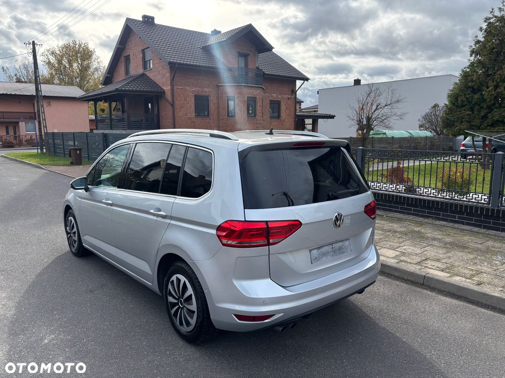 Volkswagen Touran 2.0 TDI BMT Comfortline Plus DSG - 6
