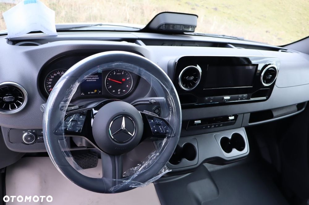 Mercedes-Benz Sprinter 317 CDI - 4