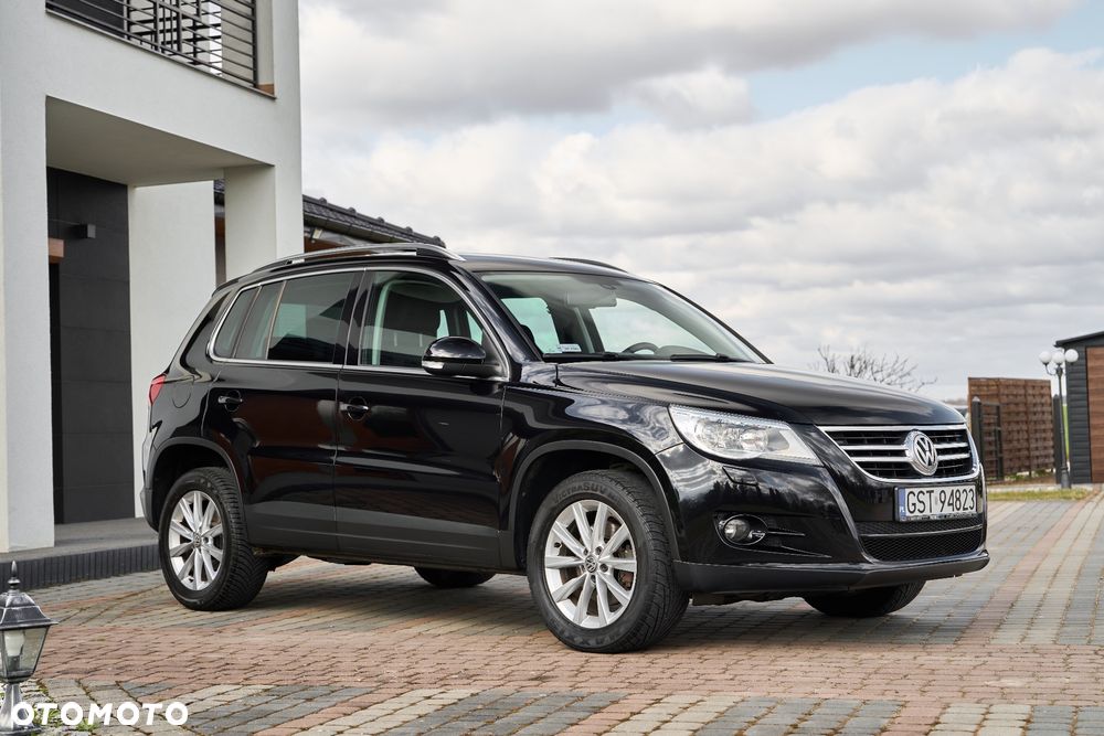 Volkswagen Tiguan - 2