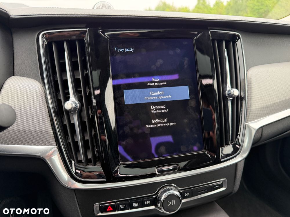 Volvo S90 D5 AWD Geartronic Inscription - 40