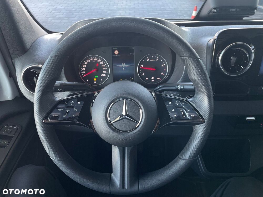 Mercedes-Benz Sprinter Sprinter 319 CDI - 13