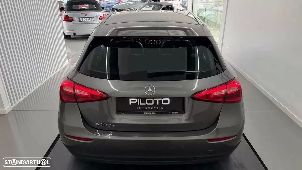 Mercedes-Benz A 180 d Progressive Aut. - 9