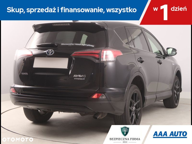 Toyota RAV4 - 6