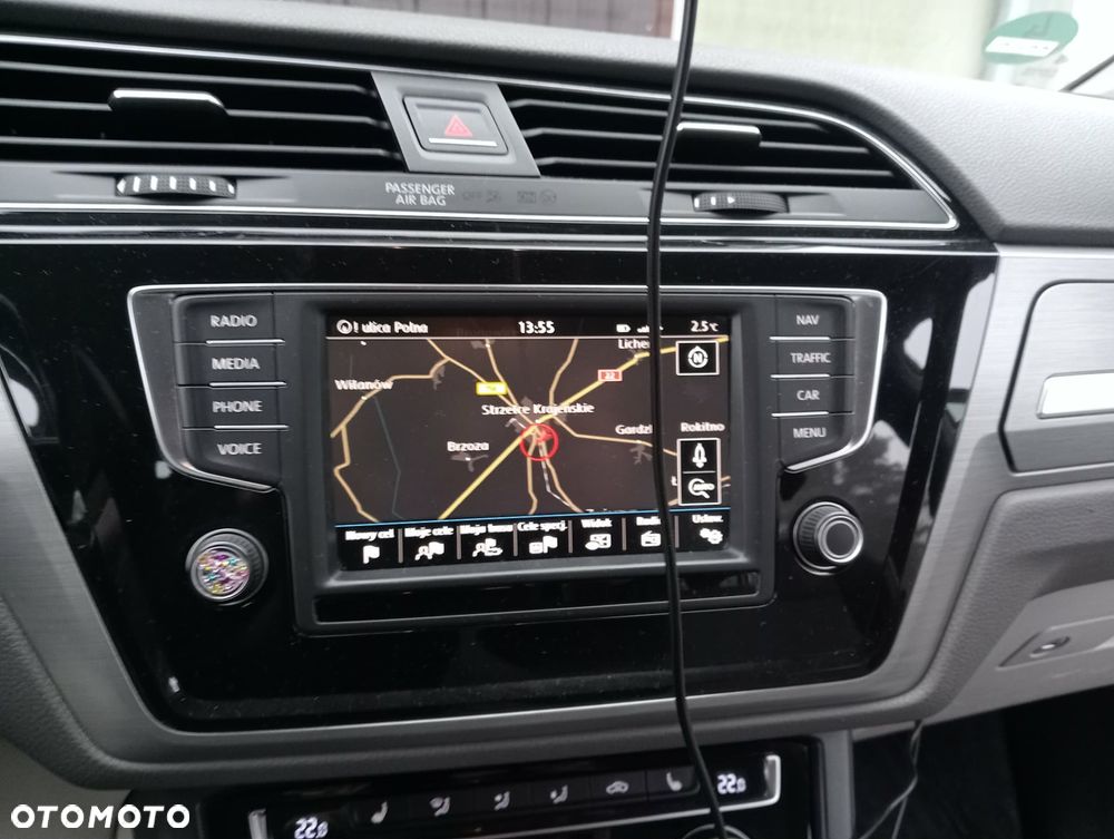 Volkswagen Touran 2.0 TDI SCR (BlueMotion Technology) DSG Comfortline - 19