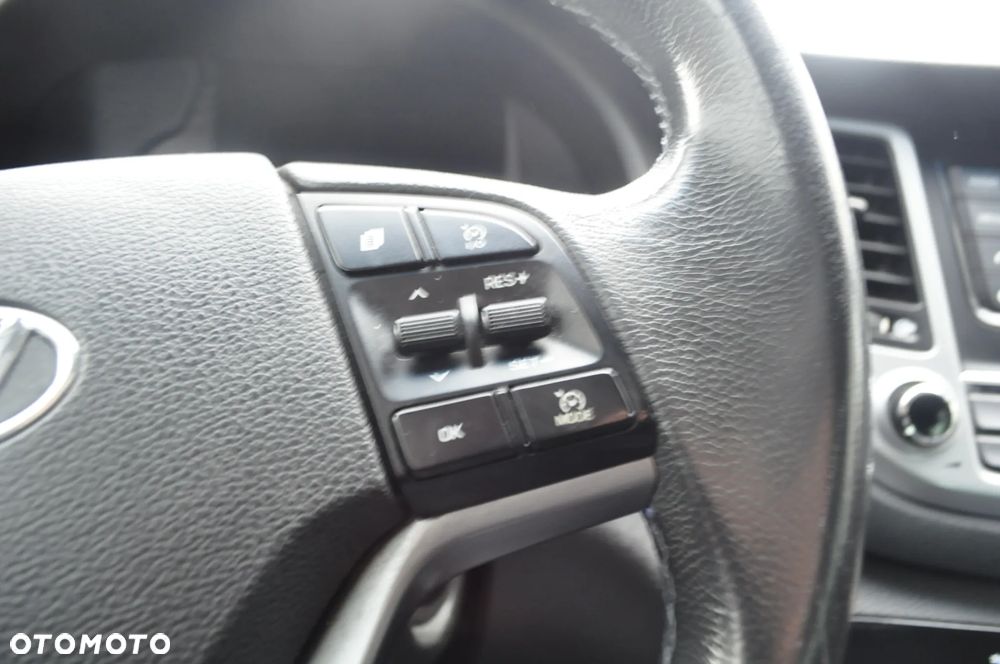 Hyundai Tucson 1.7 CRDI BlueDrive Comfort 2WD - 13