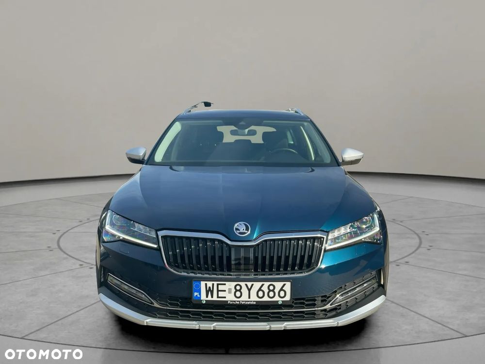 Skoda Superb 2.0 TSI 4x4 Scout DSG - 2