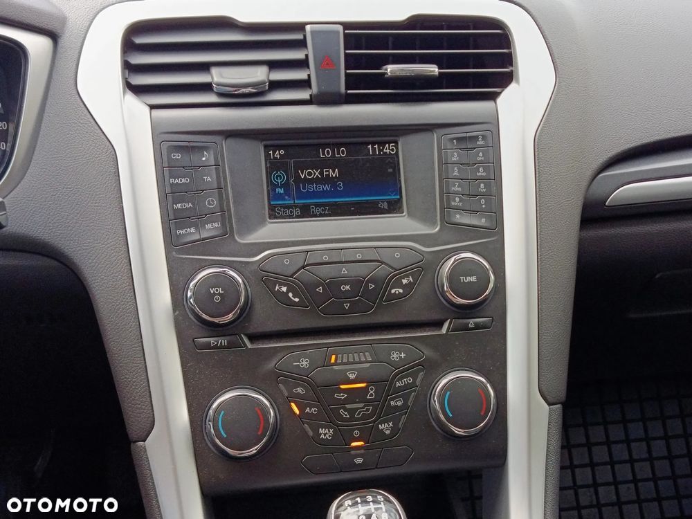 Ford Mondeo 1.5 EcoBoost Ambiente Plus - 18