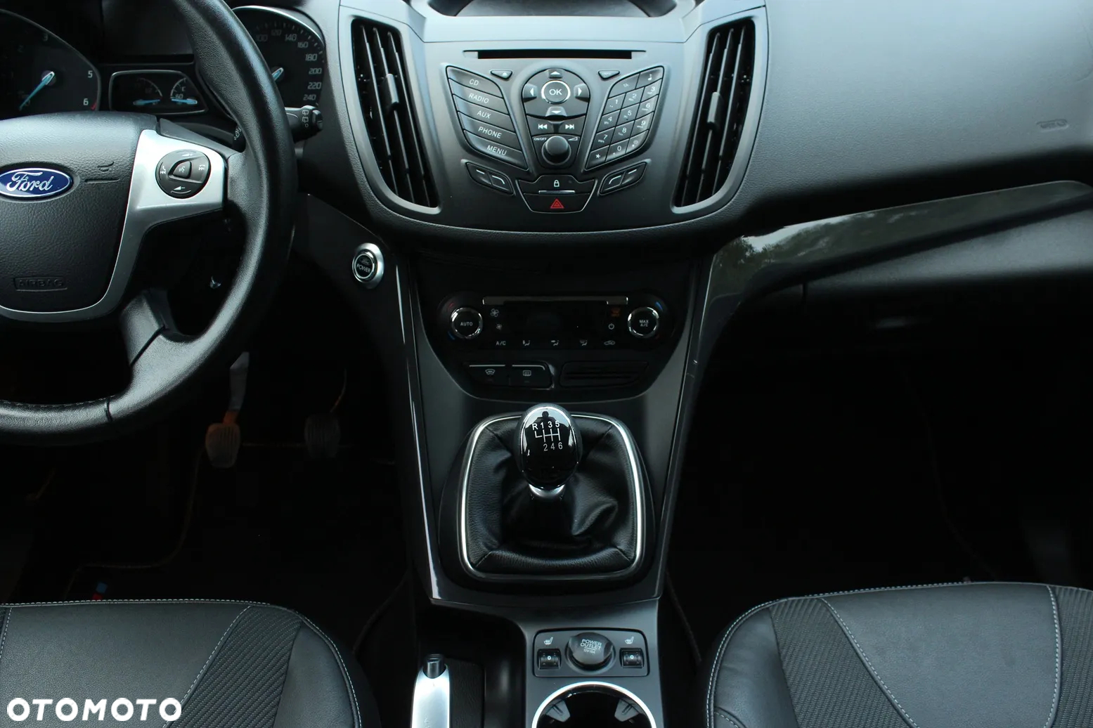 Ford Kuga 2.0 TDCi 4WD Titanium - 25