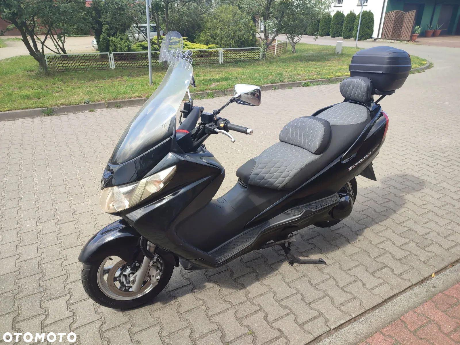 Suzuki Burgman - 1