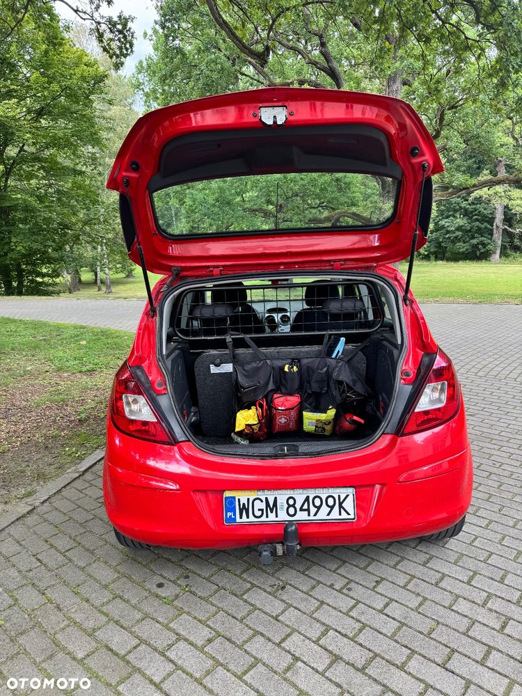 Opel Corsa 1.4 16V Enjoy - 8