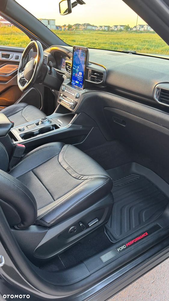Ford Explorer 3.0 EcoBoost PHEV 4WD ST-Line - 17