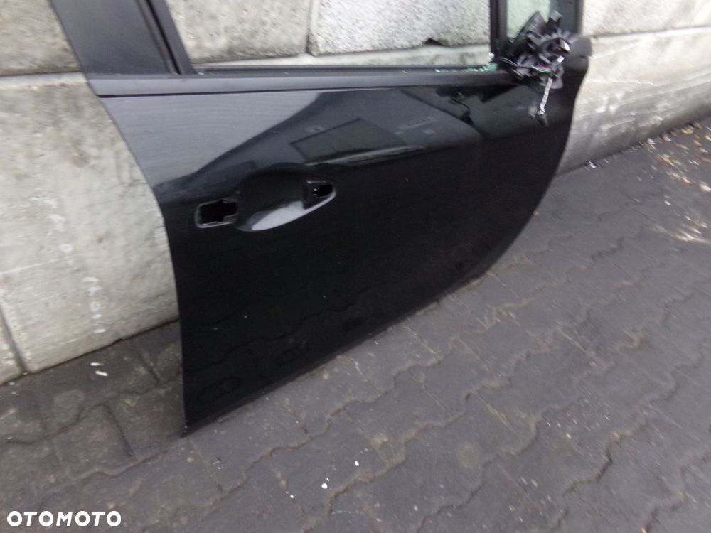 DRZWI PRAWY PRZÓD PEUGEOT 208 12-19r - 2