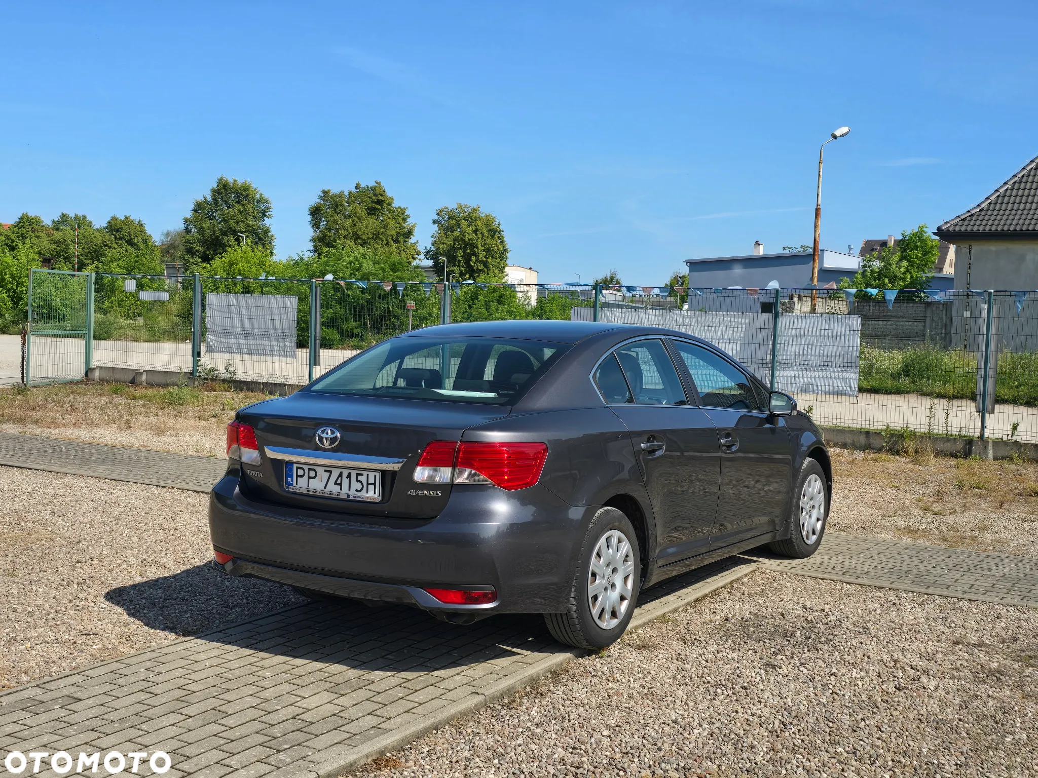 Toyota Avensis 1.6 Luna - 6