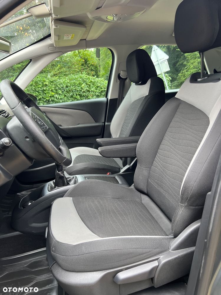 Citroën C4 Picasso 1.6 VTi Attraction - 10