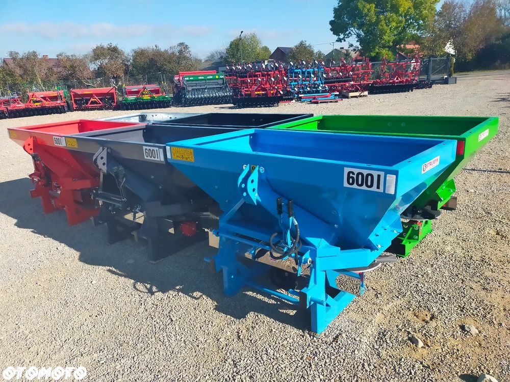 TYTAN rozsiewacz dwutalerzowy 400 - 1600l PLANDEKA/OCYNK strumyk - 8