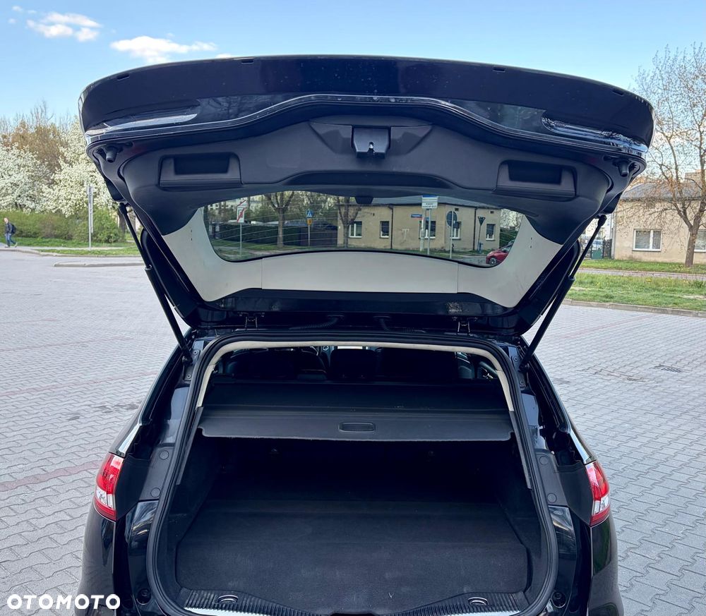 Ford Mondeo 2.0 Hybrid Titanium - 10