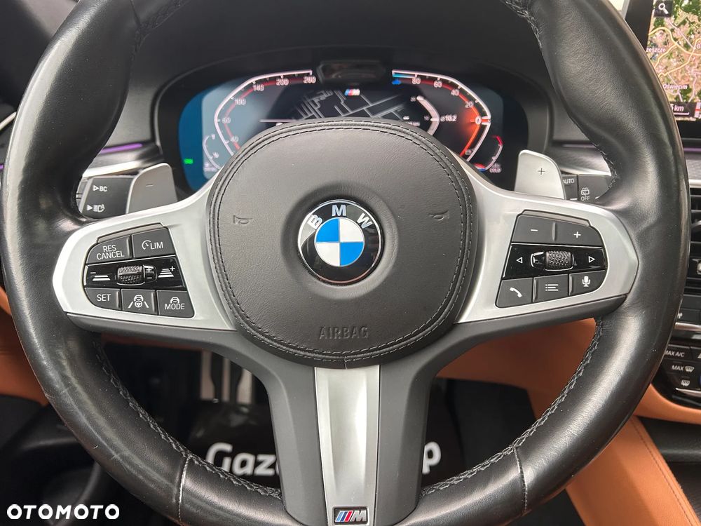 BMW Seria 5 520d xDrive mHEV M Sport sport - 27