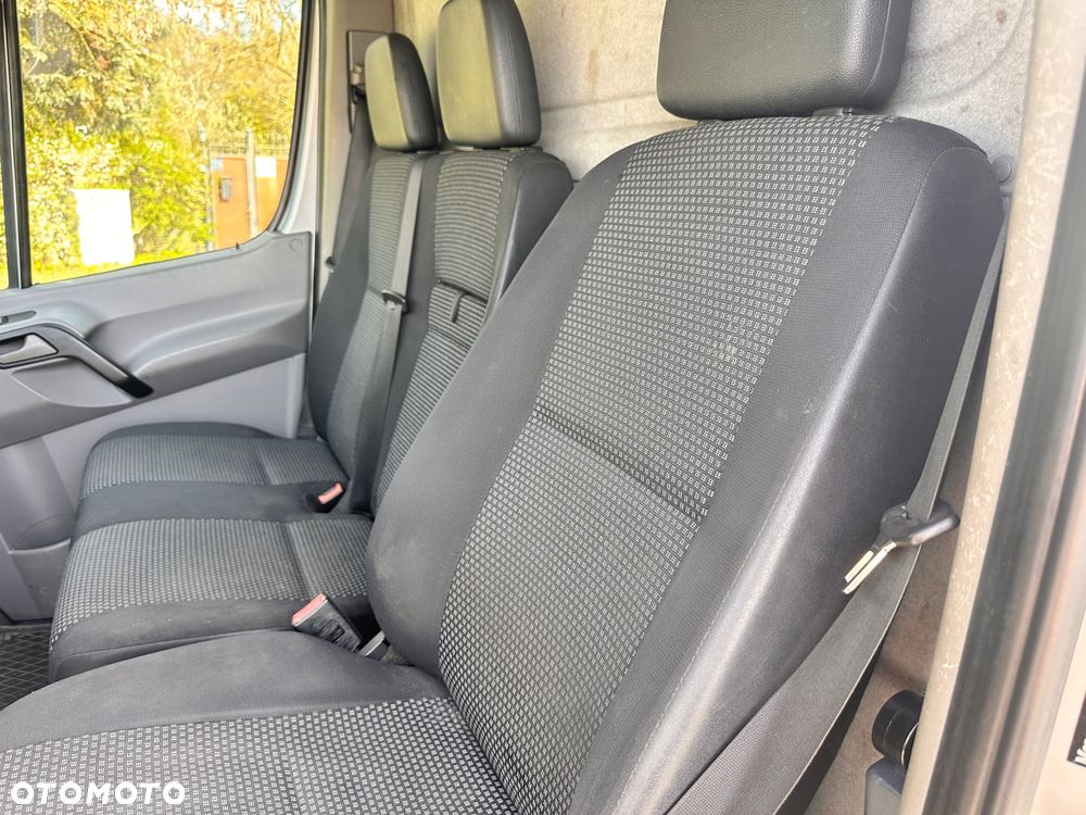 Mercedes-Benz Sprinter 906 - 12