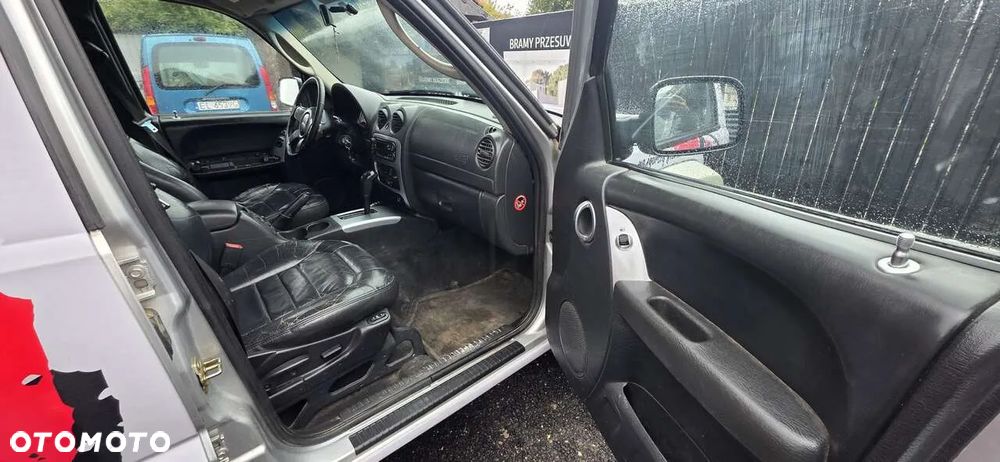 Jeep Cherokee 3.7L Limited - 10