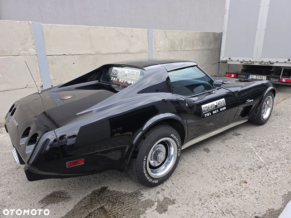 Chevrolet Corvette - 3