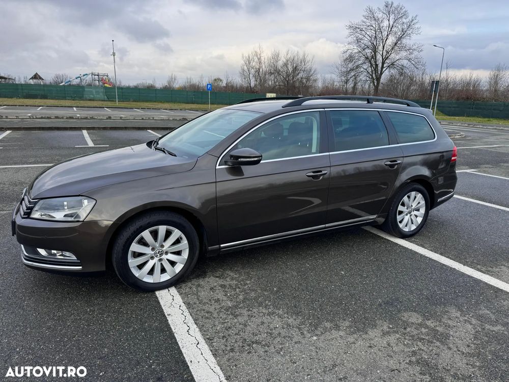 Volkswagen Passat Variant 2.0 TDI BlueMotion Technology DPF Comfortline - 16