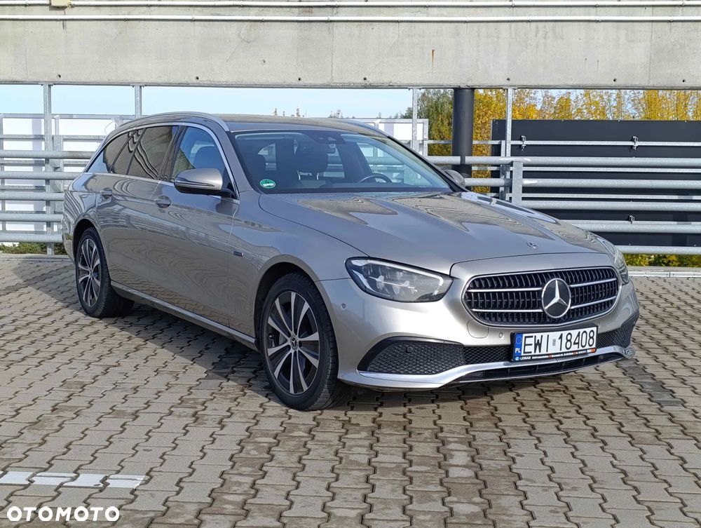 Mercedes-Benz Klasa E 300 de 4Matic T 9G-TRONIC - 8
