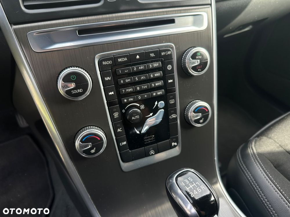 Volvo XC 60 - 23