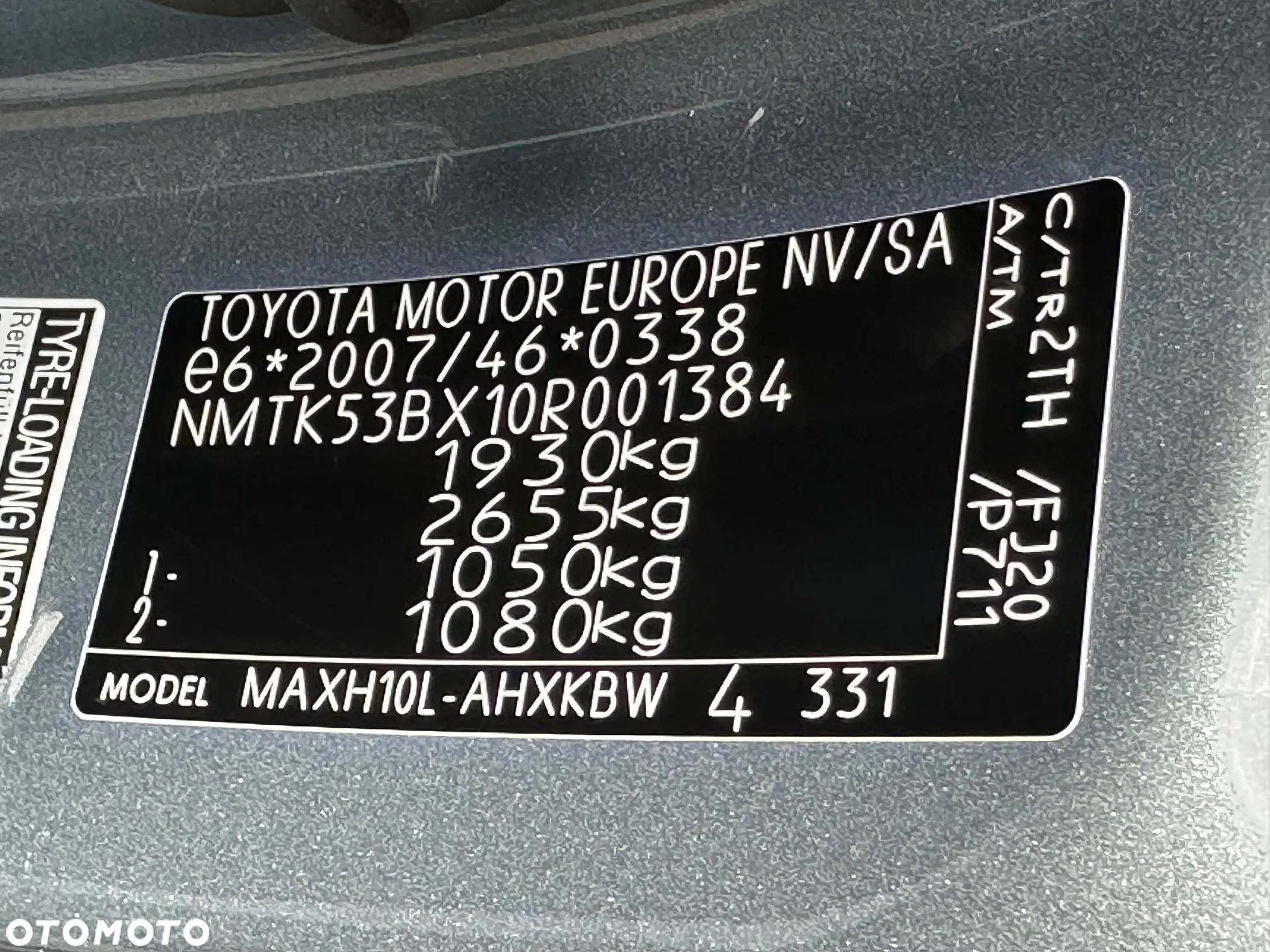 Toyota C-HR 2.0 Hybrid Team Deutschland - 8