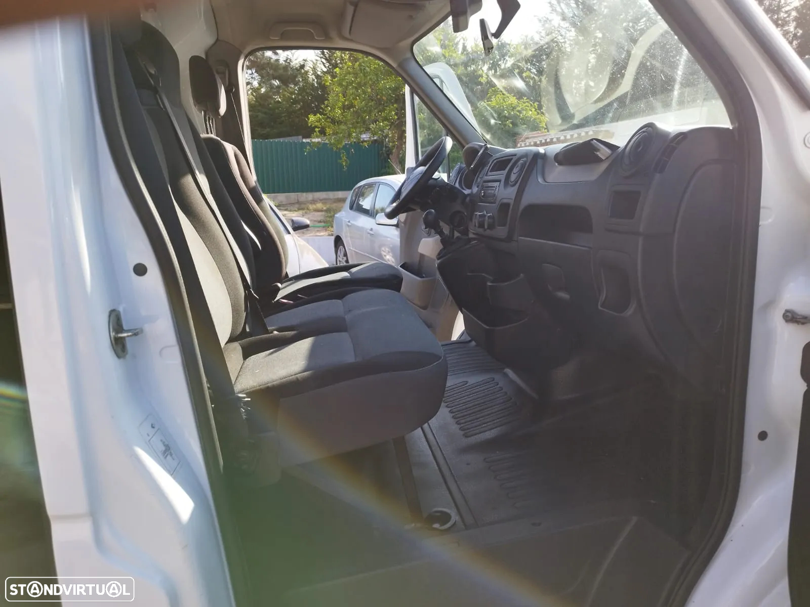 Renault Master 2.3 125 cv L2H2 - 21