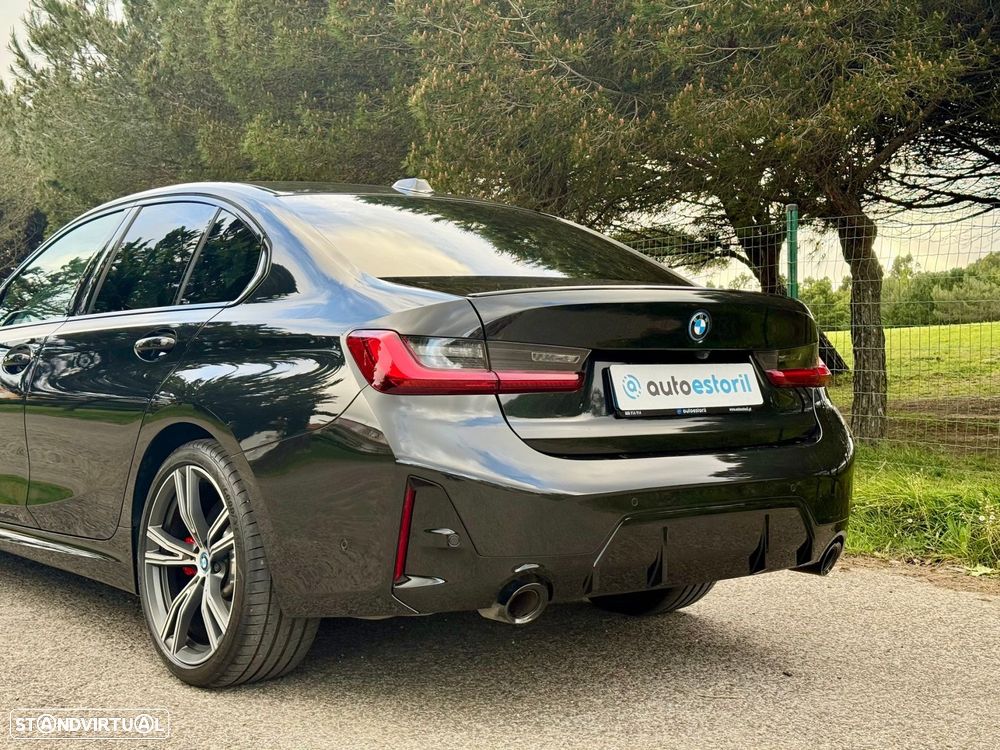 BMW 330 e Pack Desportivo M Pro Auto - 18
