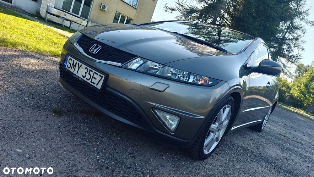 Honda Civic 2.2i-CTDi Executive NAVI - 1